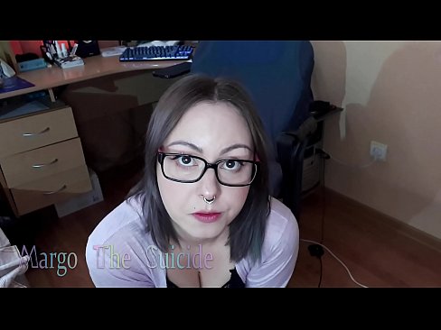 ❤️ Kynþokkafull stelpa með gleraugu sýgur dildó djúpt á myndavélinni ❤️ Klám fb á klám is.fuxporn-com.ru ❌️
